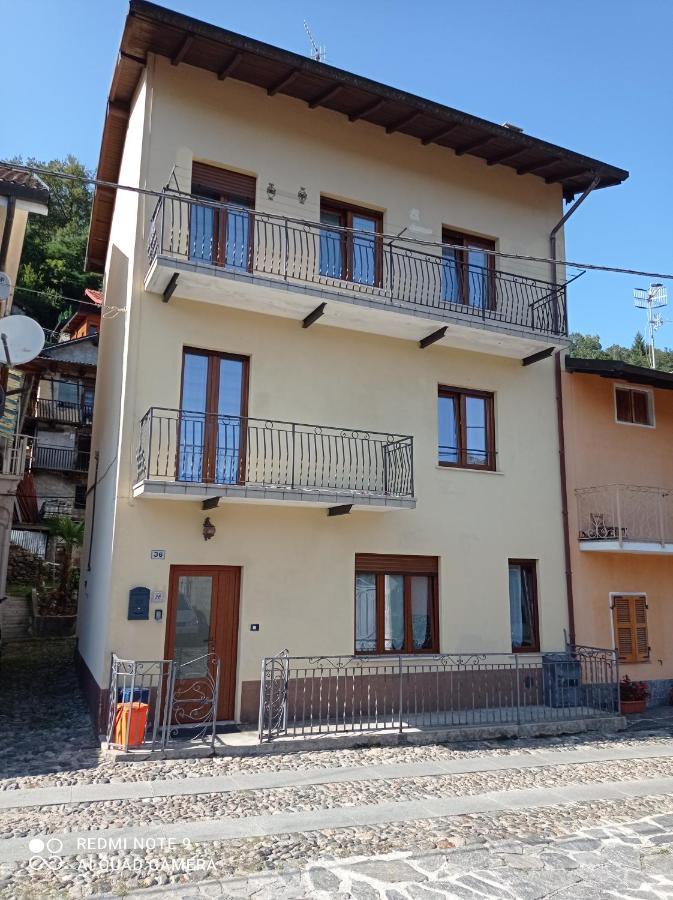 Appartement Da Nonna Pina à Cossogno Extérieur photo